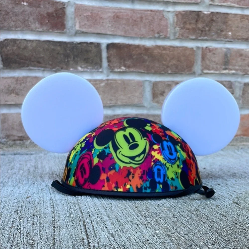 Disney Parks LED Mickey Mouse Ears Hat Light Up